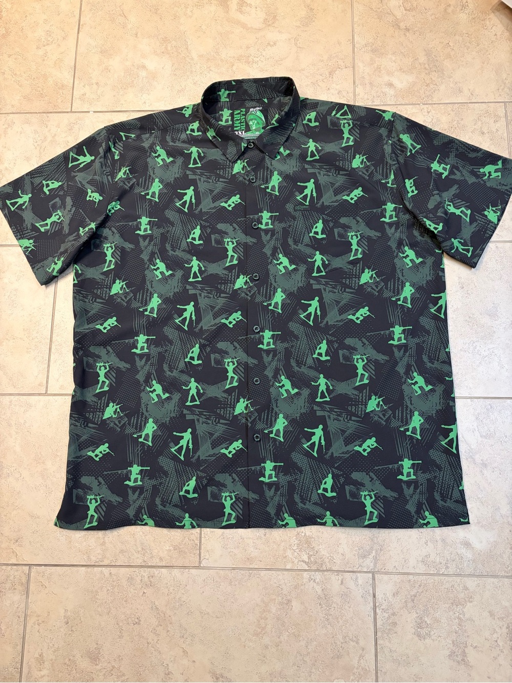 Retro Rifle Plastic Army Shirt Mens 3XL Green Toy Soldiers SuperStretch Button
